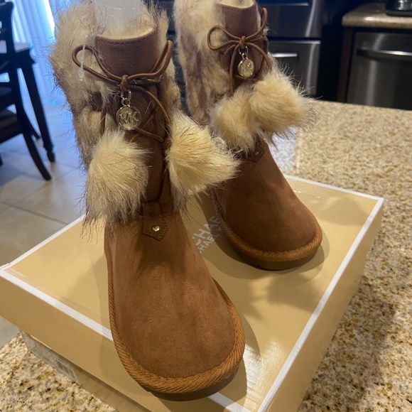 MK ALYONA CHESTNUT FAUX SUEDE FUR BOOTS - Picture 2 of 5